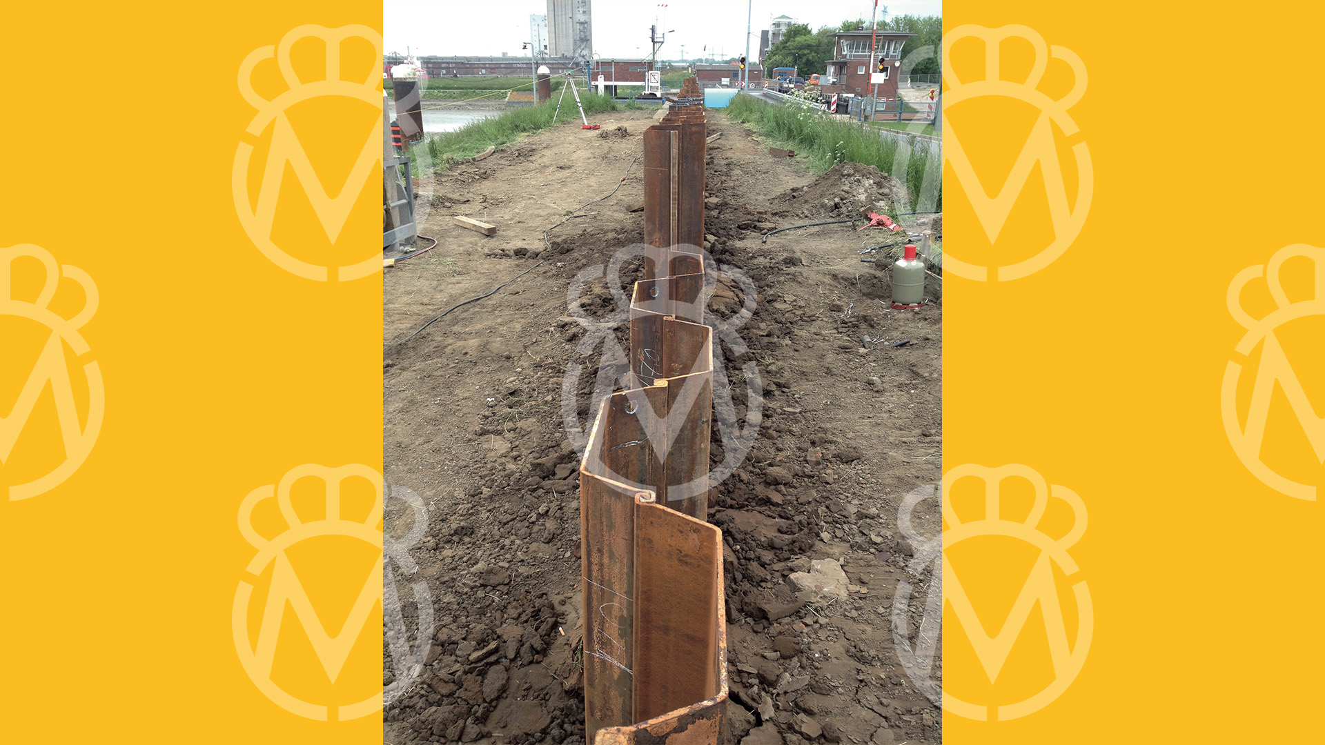 Sheet piles hot rolled